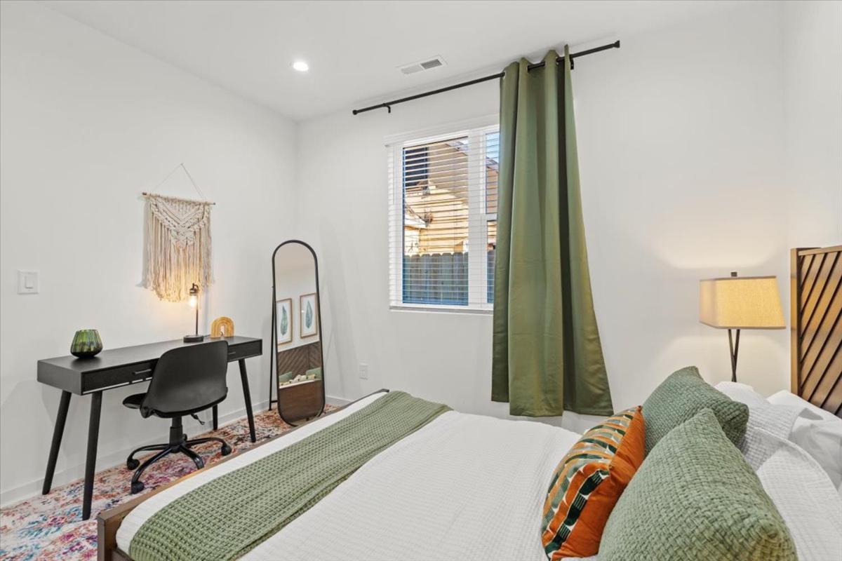 2 Unit Modern Close To Uptown Apartment Charlotte