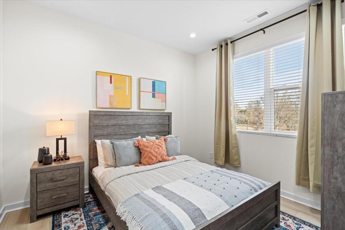 Apartment 2 Unit Modern Close To Uptown